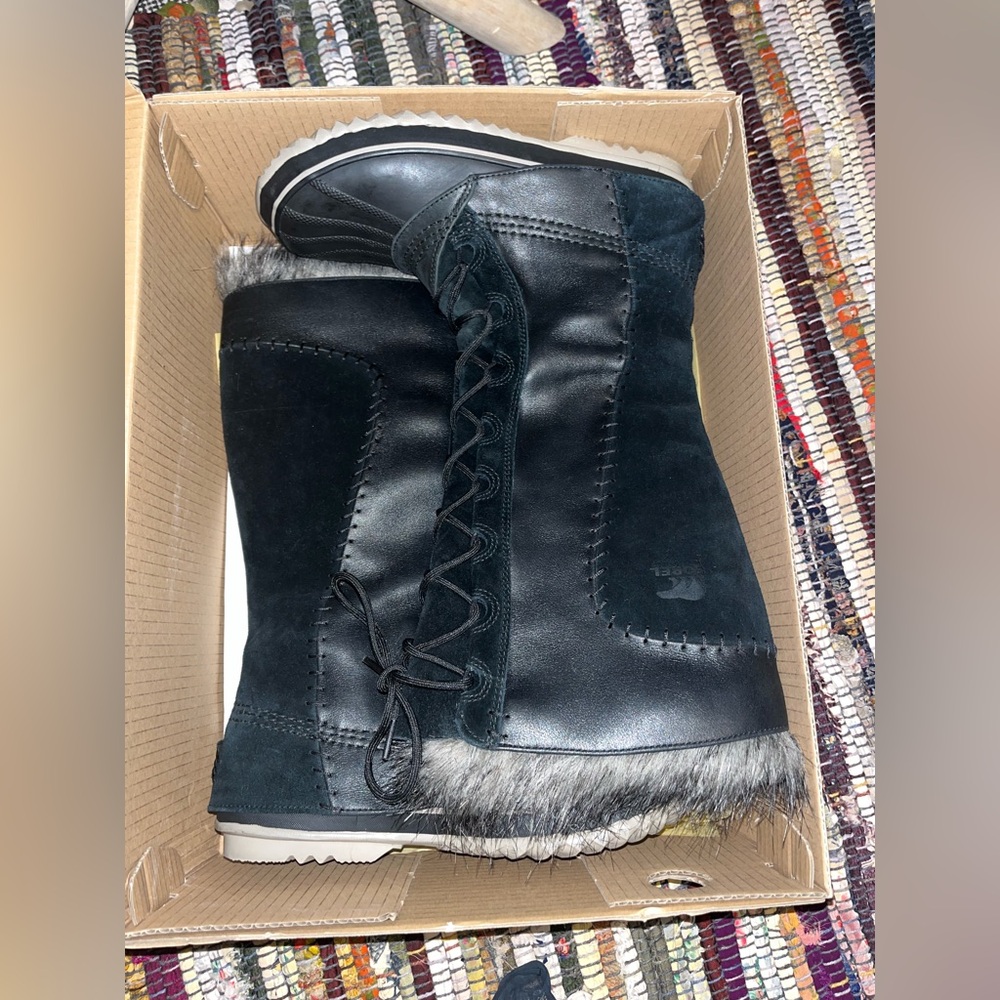 Sorel Cate the Great snow boot W size 9 gently used - Picture 6 of 14